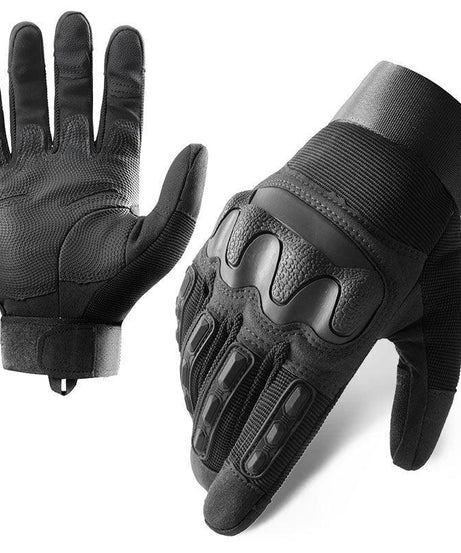 Combat-Grade Tactical Gloves: Softshell Construction with Enhanced Grip & Touchscreen Compatibility