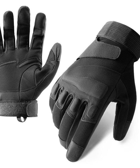 Combat-Grade Tactical Gloves: Softshell Construction with Enhanced Grip & Touchscreen Compatibility