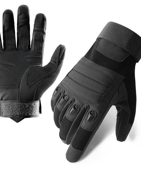 Combat-Grade Tactical Gloves: Softshell Construction with Enhanced Grip & Touchscreen Compatibility